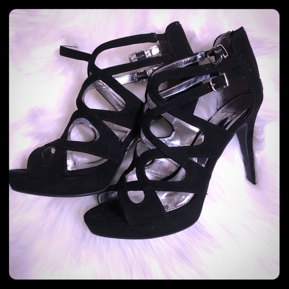Report Caged Heels Black